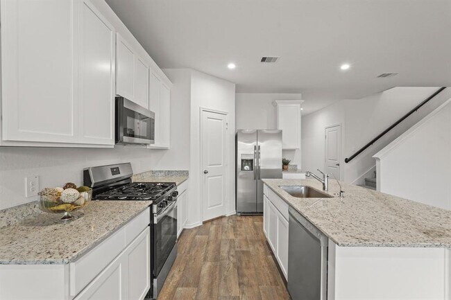 Building Photo - 30807 Khepri Ct