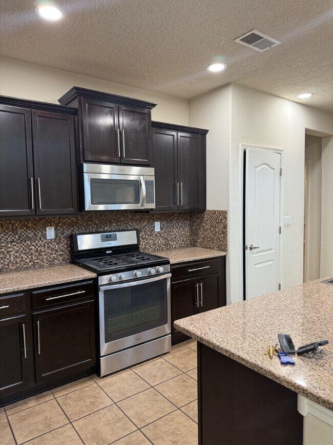 Building Photo - 12023 Pocono Rd SE