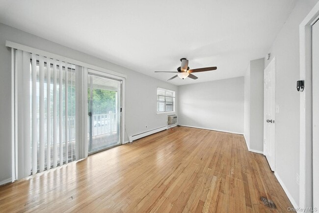 Building Photo - 105 Sheffield Dr