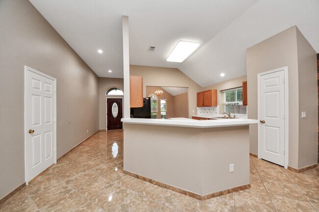 Building Photo - 3003 Silver Spur Dr