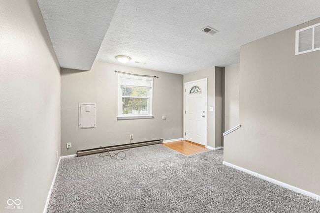 Building Photo - 420 S East St