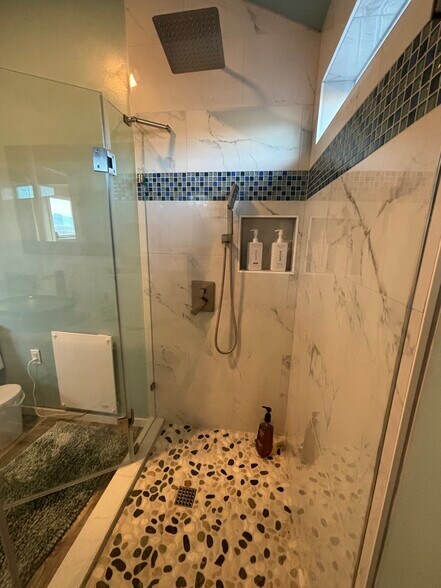 Building Photo - 41159 Sunnyview Loop