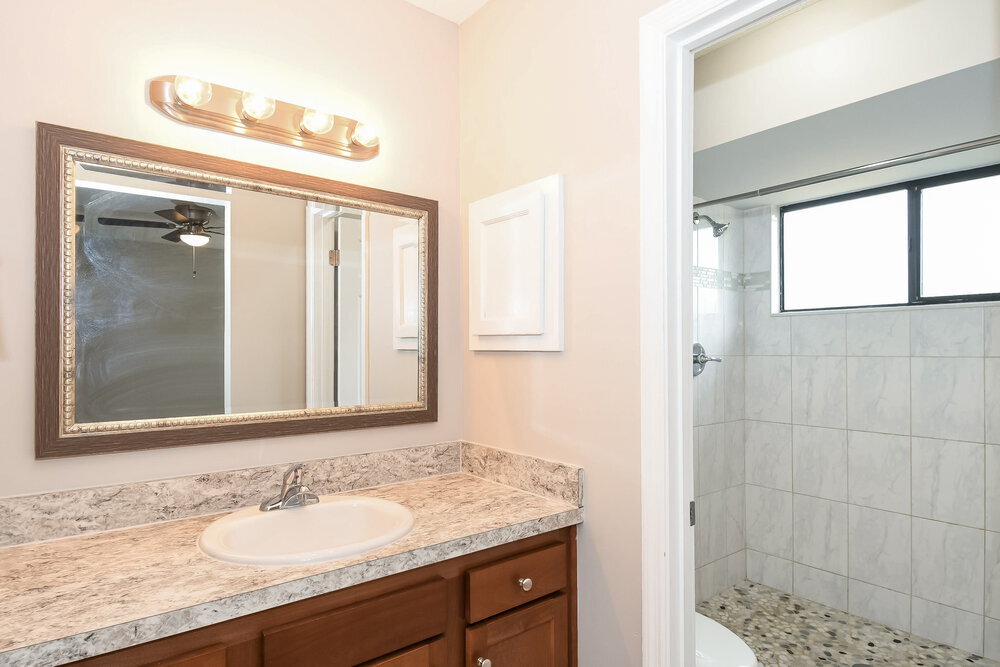 Building Photo - 3164 Sanderling Ct