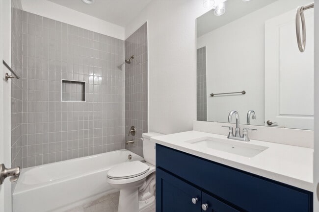 Building Photo - 237 Athenia Dr