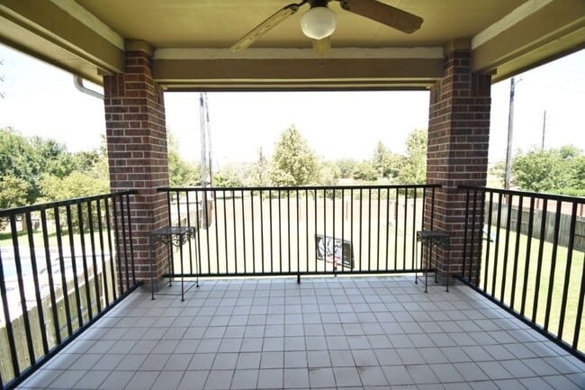Building Photo - 10135 Cypress Path