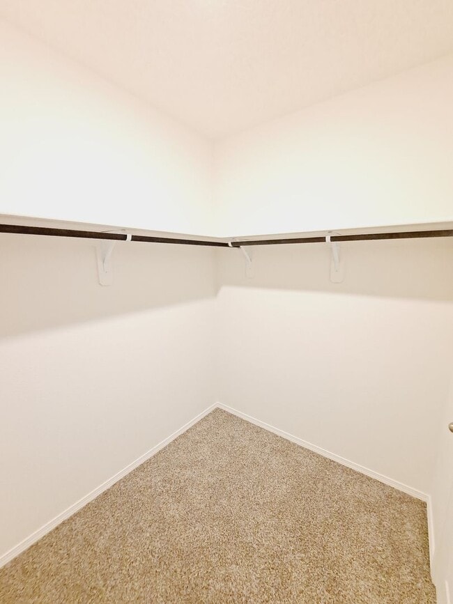 Building Photo - Energy Efficient Home!