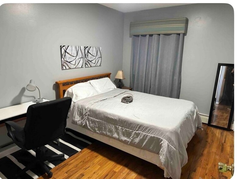 Building Photo - 315 Mt Eden Pkwy