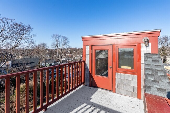 Building Photo - 14 Nicholson Hill Rd