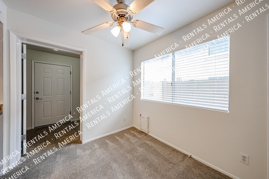 Building Photo - 8548 E Belleview St