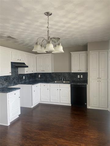 Building Photo - 412 Mara Ln