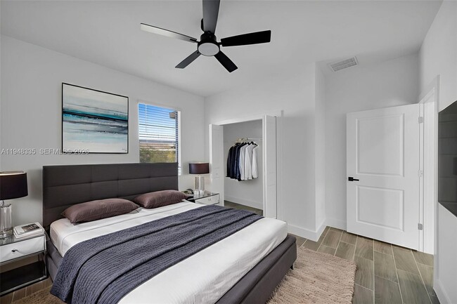 Building Photo - 328 Gordon Ave S