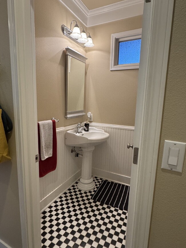 Building Photo - Private Orcas Island home with scenic views and tranquil outdoor space