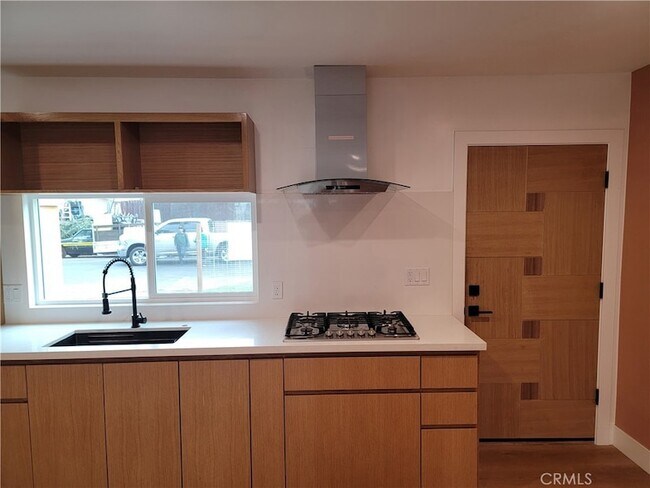 Building Photo - 18725 Bassett St