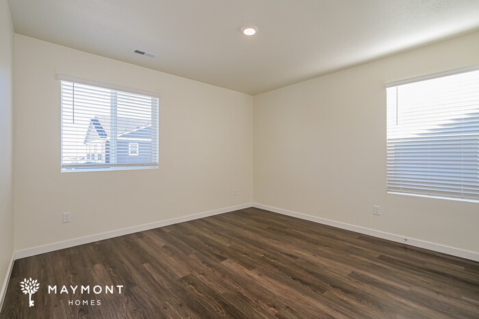 Building Photo - 13561 Oneida Ln