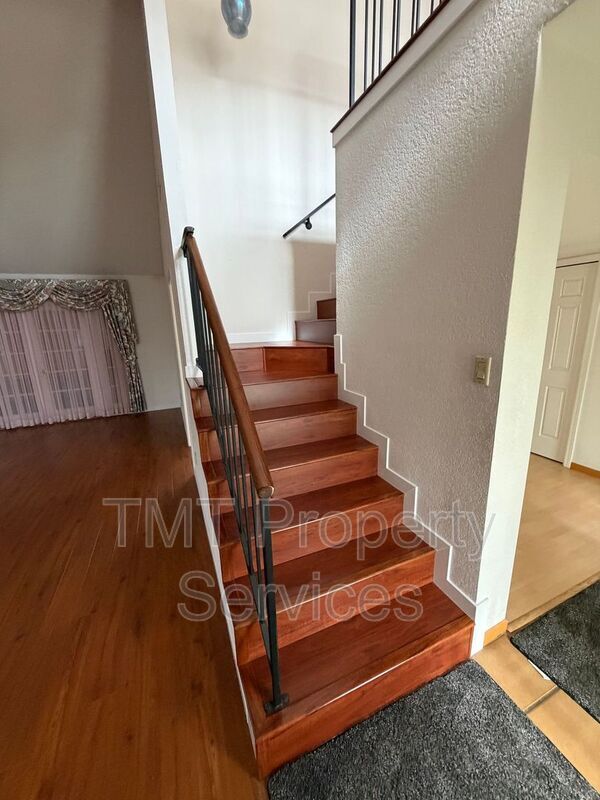 Building Photo - 2 Polvadera Ct