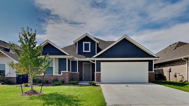 Building Photo - Spectacular 3 Bedroom 2.5 Bathroom Home in...