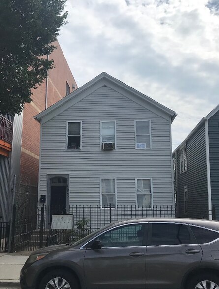 Building Photo - 1623 S Carpenter St