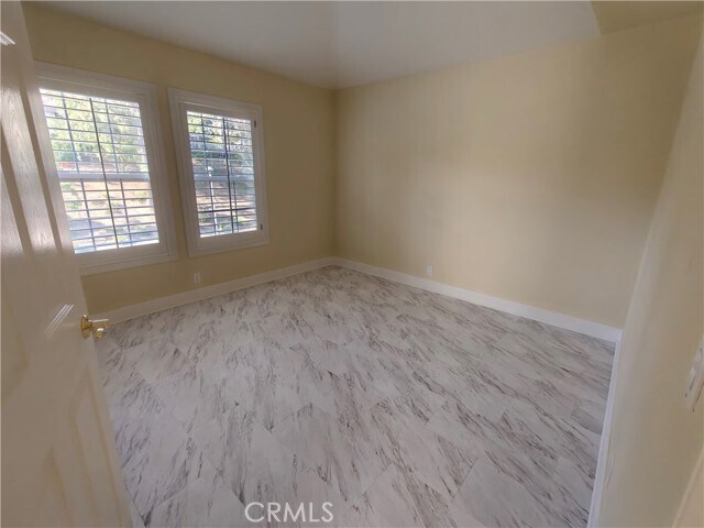 Building Photo - 27900 Mt Hood Way
