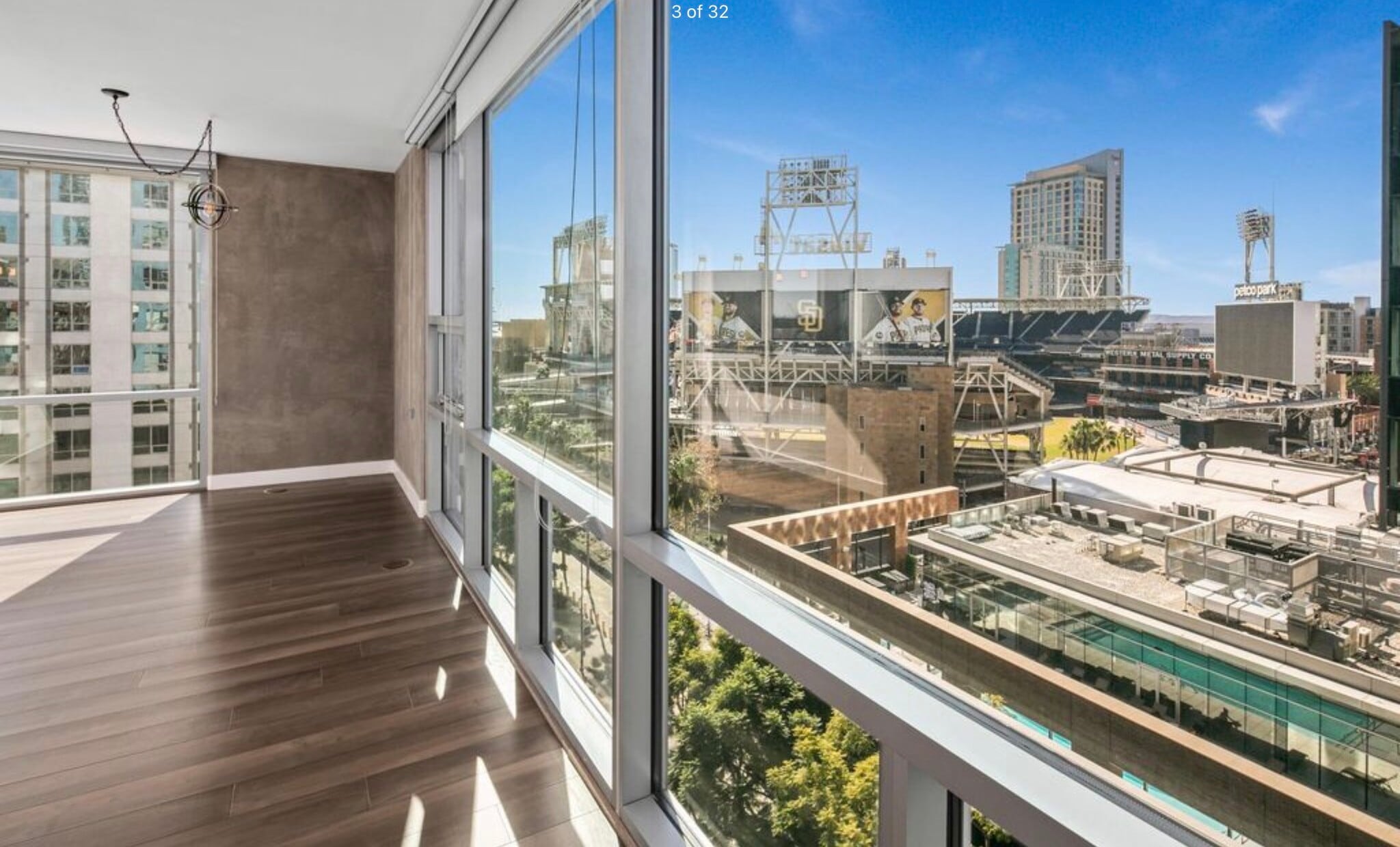 Living rm view - 321 10th Ave