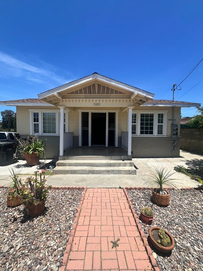 Primary Photo - Well-Maintained San Diego Home with Classi...