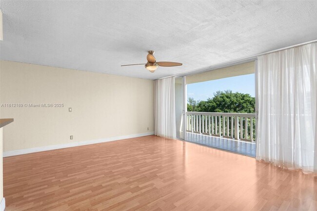 Building Photo - 7051 Environ Blvd