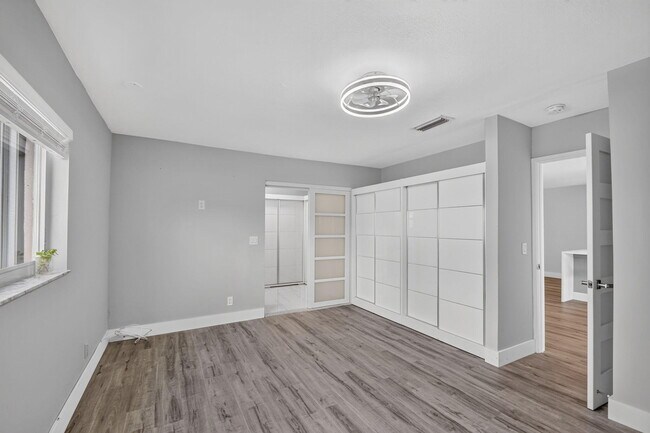 Building Photo - 14624 Country Side Ln