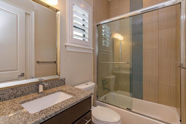 Building Photo - Modern Style Winter Park Home