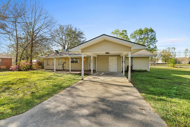 Building Photo - 380 Barringer Dr