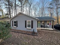 Building Photo - Newly Remodeled 4BD, 2BA Raleigh Home with...