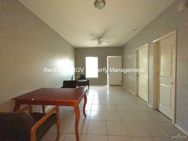 Building Photo - 12 Miroslava Ave