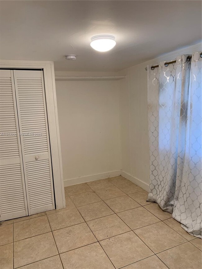 Building Photo - 750 NW 118th St