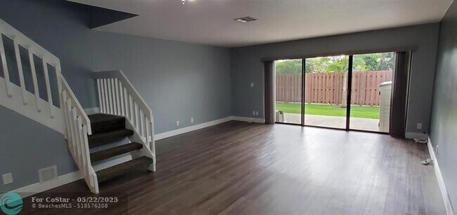 Building Photo - 4707 NW 82nd Ave