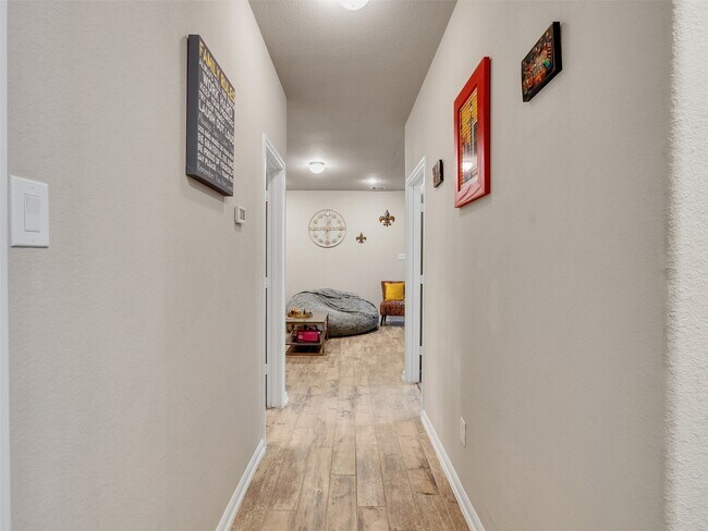 Building Photo - 12423 Alora Bluff Trail