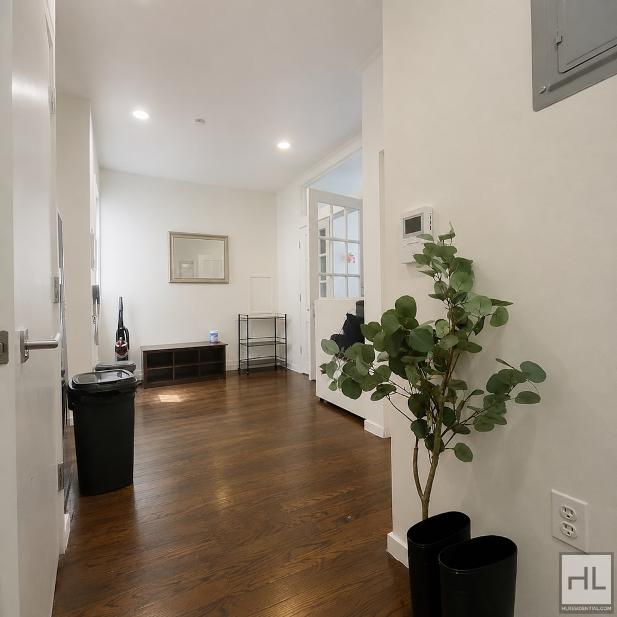 Building Photo - NOSTRAND AVENUE / Crown Heights / AVAIL SEPT 1st.