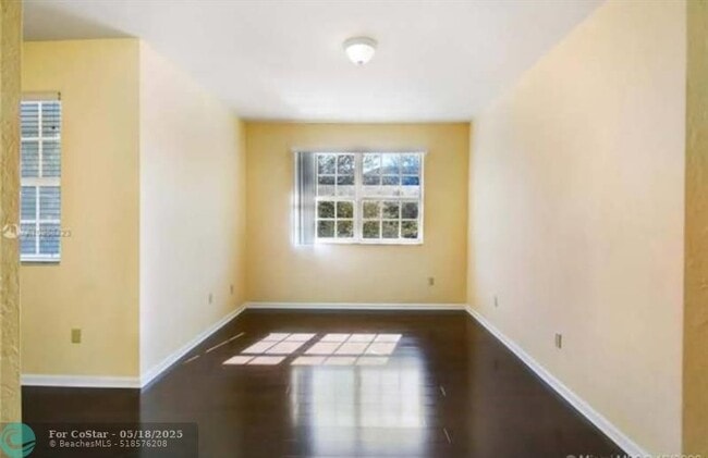 Building Photo - 3069 NW 30th Pl