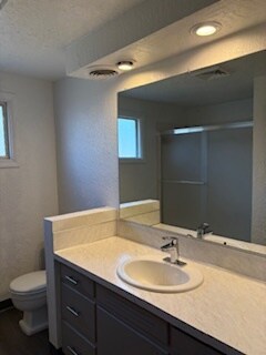 Building Photo - 2285 Oakway Terrace