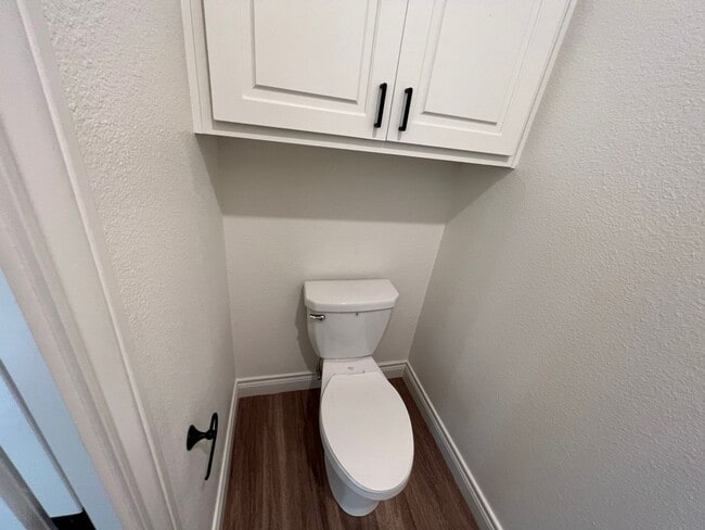 Building Photo - Easy Living with AMRR: Beautiful 4-Bedroom Home Near HEB