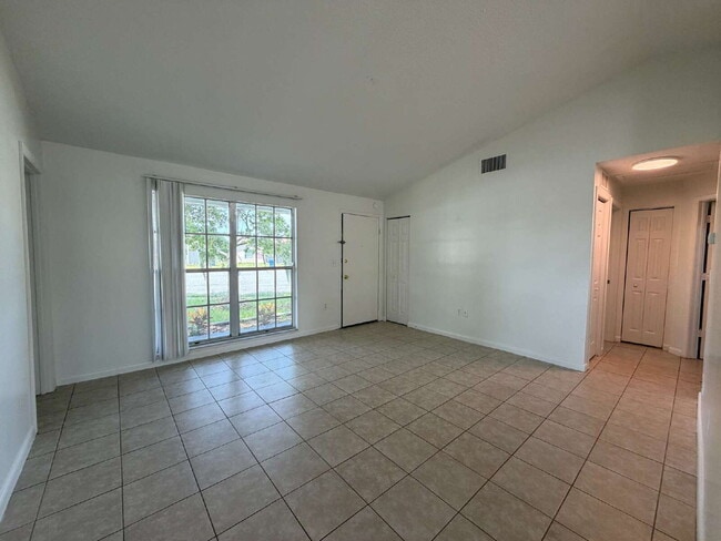 Building Photo - 3532 Glenburn Ct