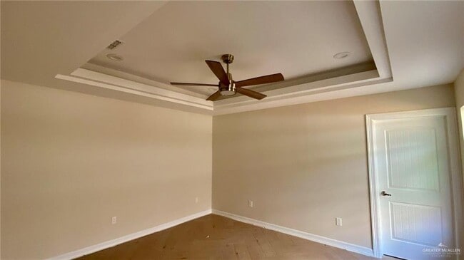 Building Photo - 1726 La Paloma Ave