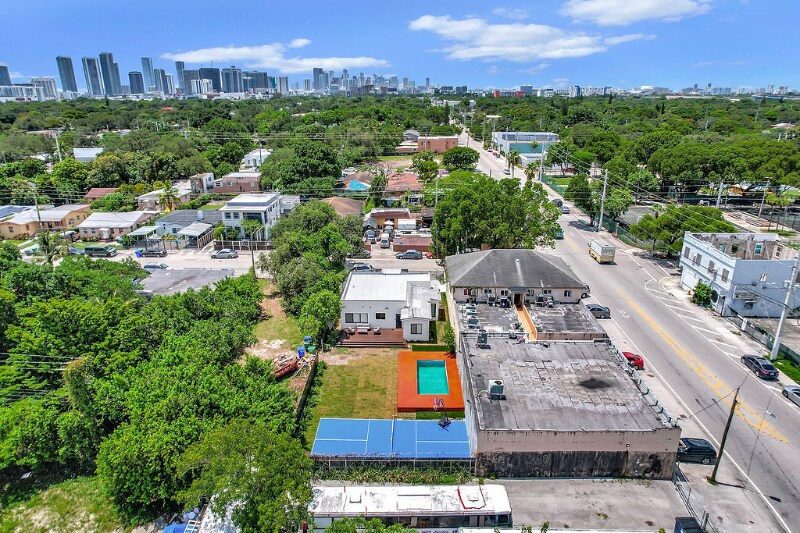 Building Photo - 187 NW 53rd St