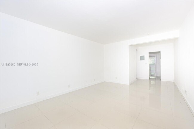 Building Photo - 6944 Byron Ave