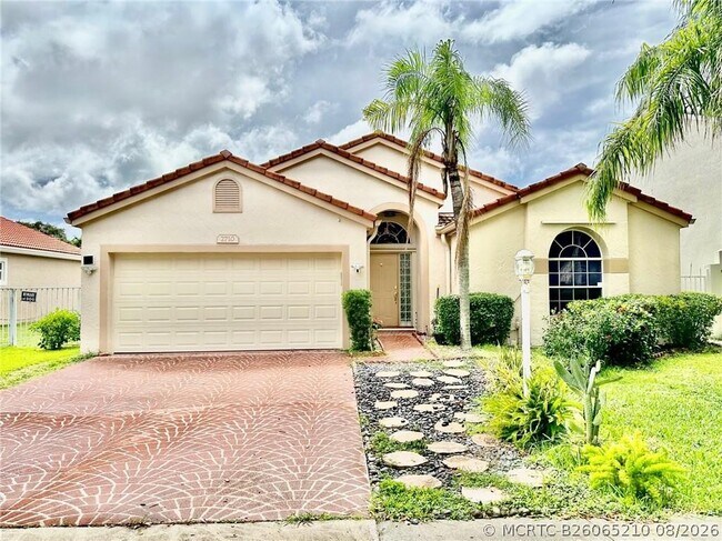Building Photo - 2710 Bogota Ave