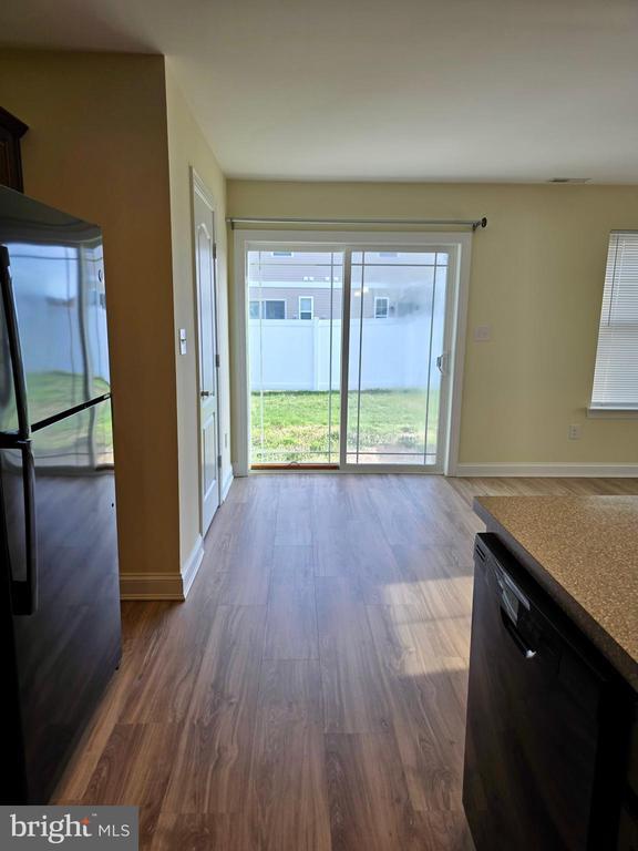 Building Photo - 23613 Linkside Dr