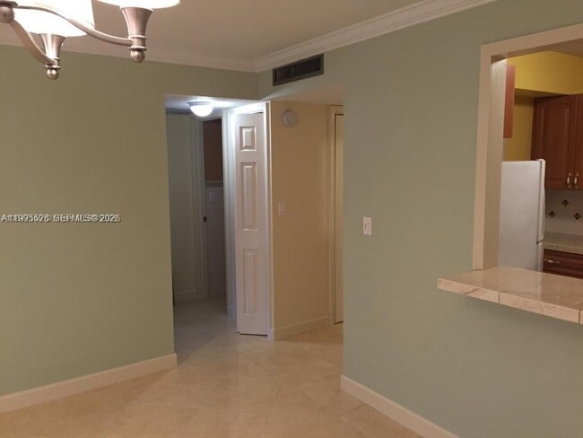 Building Photo - 9301 SW 92nd Ave