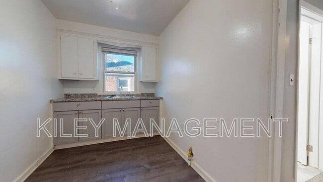 Building Photo - 16894 Hubbell Ave