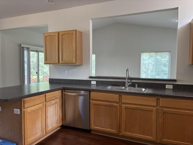 Building Photo - 5888 Villa France Ave