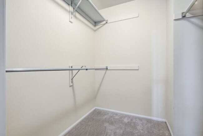 Building Photo - 6170 E Briarwood Cir