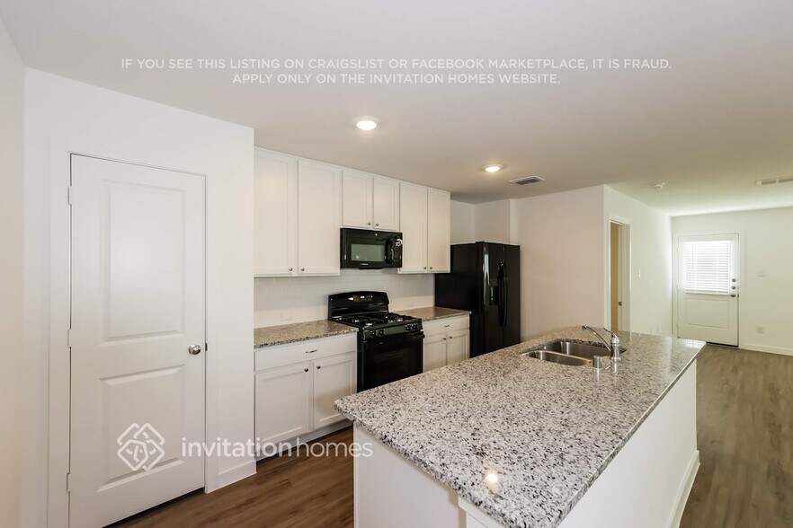 Building Photo - 7137 Landings Edge Rd