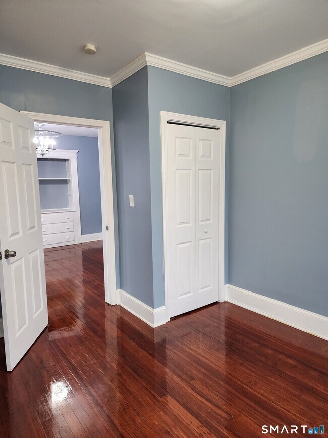 Building Photo - 30 Boston Terrace