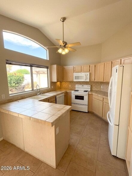 Building Photo - 4148 E Anderson Dr